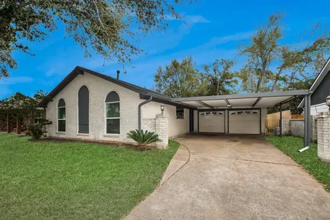 1415 Parry Sound Pasadena TX 77504