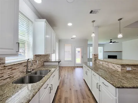 2814 Bay Springs View Court Richmond TX 77406
