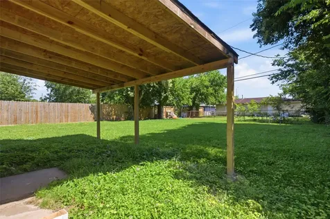 5622 Woodgreen Street Houston TX 77033