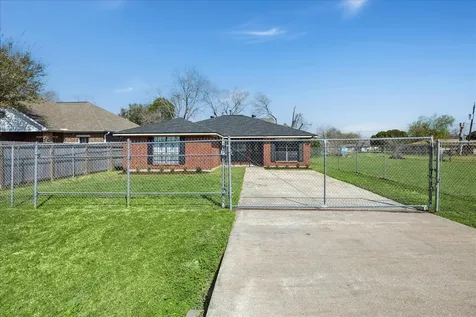 3513 Barberry Drive Houston TX 77051