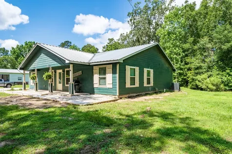 55 County Road 2287 Cleveland TX 77327