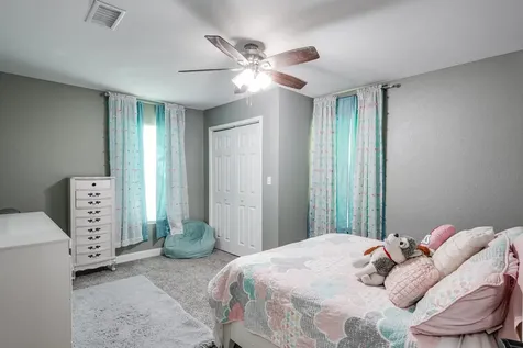 55 County Road 2287 Cleveland TX 77327