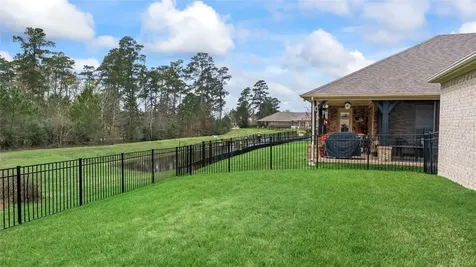 12215 Forest Villas Lane Conroe TX 77304