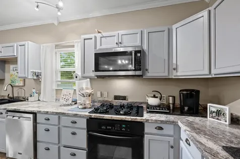 5811 Avenue G 1/2 Santa Fe TX 77510