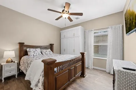 5811 Avenue G 1/2 Santa Fe TX 77510