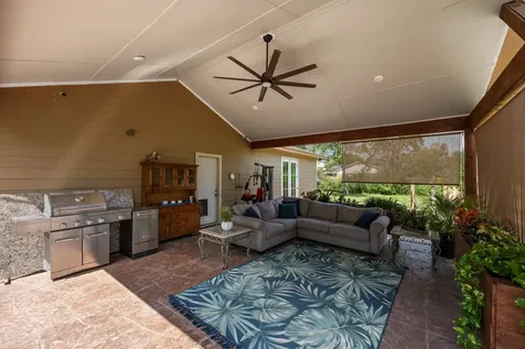 5811 Avenue G 1/2 Santa Fe TX 77510