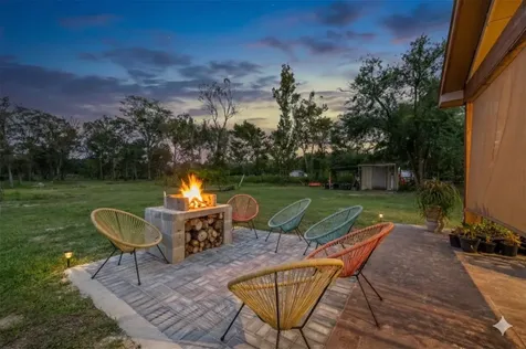5811 Avenue G 1/2 Santa Fe TX 77510