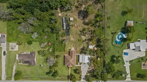 5811 Avenue G 1/2 Santa Fe TX 77510