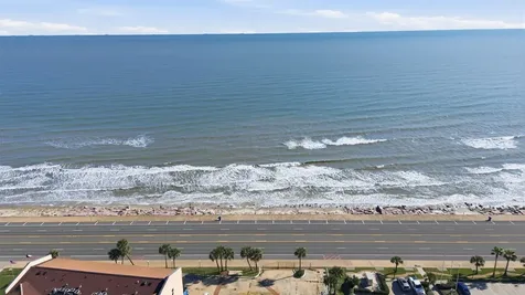 9520 Seawall Boulevard 353 Galveston TX 77554