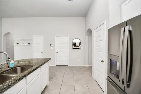 2819 Painted Sunrise Trail Houston TX 77045