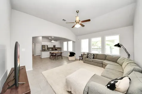 2819 Painted Sunrise Trail Houston TX 77045