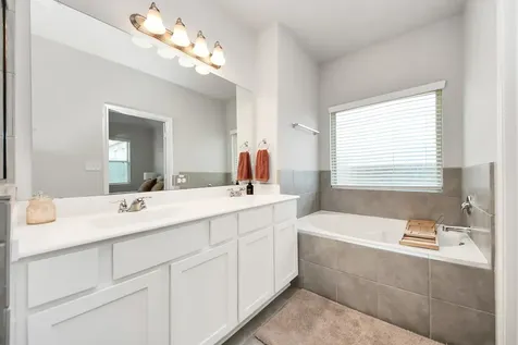 2819 Painted Sunrise Trail Houston TX 77045