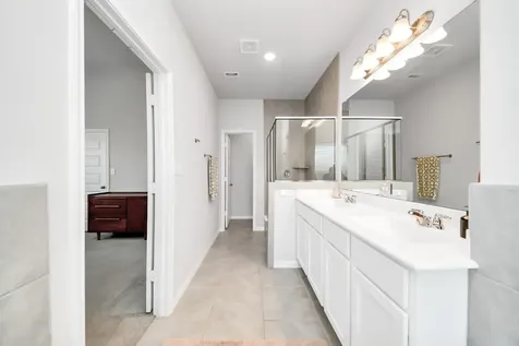 2819 Painted Sunrise Trail Houston TX 77045