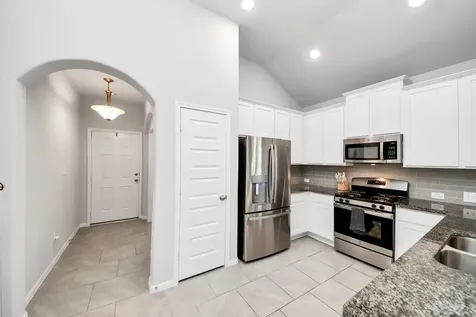 2819 Painted Sunrise Trail Houston TX 77045