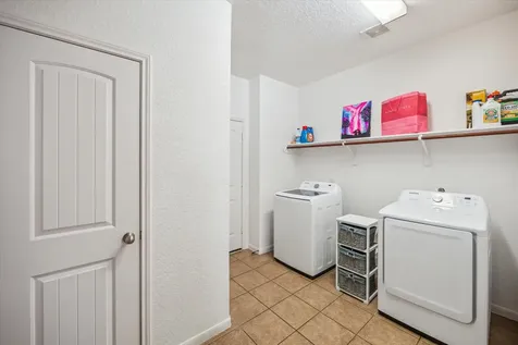 2819 Empire Oaks Lane Katy TX 77494