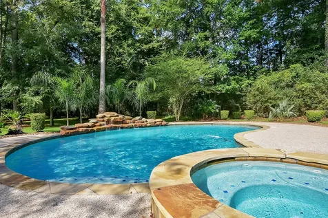 10819 Lake Windcrest Magnolia TX 77354