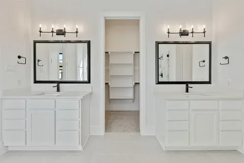 3223 Royal Oaks Hollow Lane Houston TX 77082