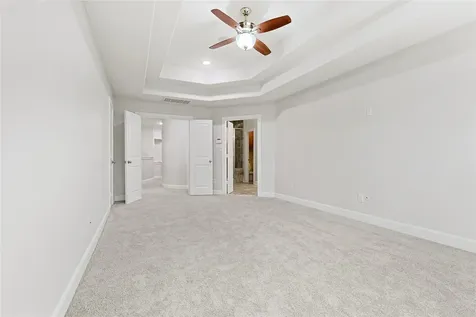 5166 Oasis Park Houston TX 77021