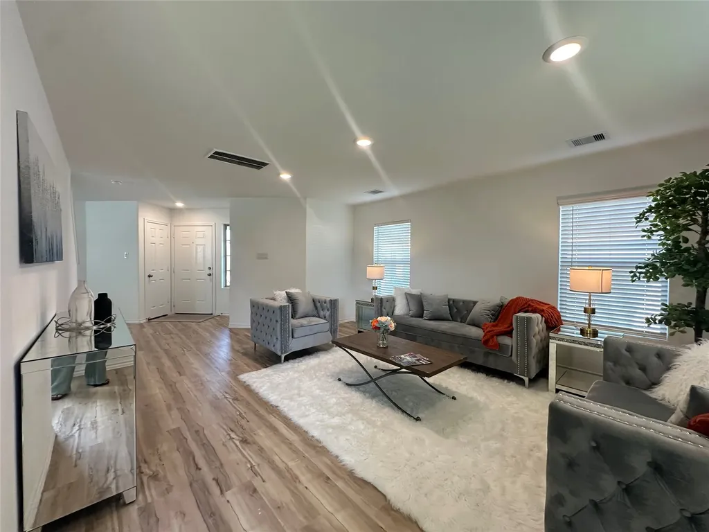 11079 N Lake Mist Lane Willis TX 77318