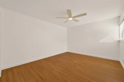 5115 Del Monte Drive 4/d Houston TX 77056