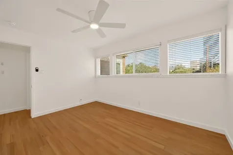 5115 Del Monte Drive 4/d Houston TX 77056