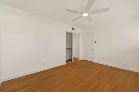 5115 Del Monte Drive 4/d Houston TX 77056