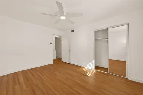 5115 Del Monte Drive 4/d Houston TX 77056