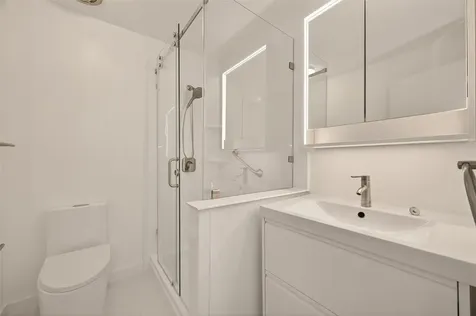 5115 Del Monte Drive 4/d Houston TX 77056