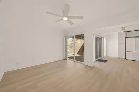 5115 Del Monte Drive 4/d Houston TX 77056