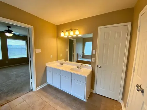 3804 Oak Bent Drive Pearland TX 77581