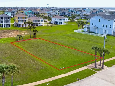 4107 Royal Tern Lane Galveston TX 77554