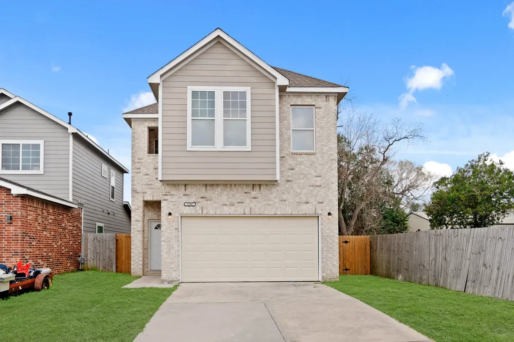 13902 Leabrandon Lane Houston TX 77045