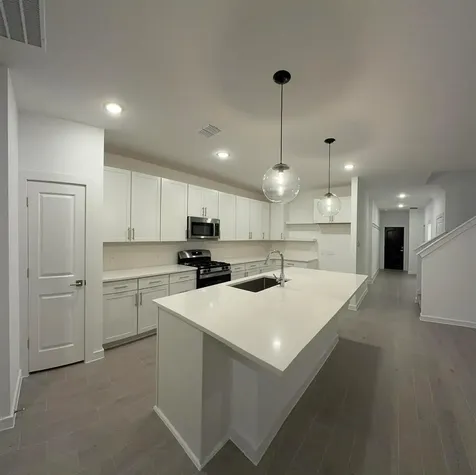 4715 Bay Vista Drive Baytown TX 77523