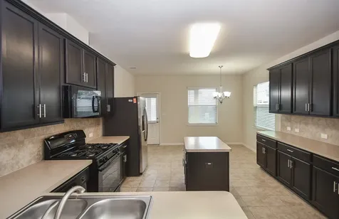 2738 Meandering Elm Trail Houston TX 77045