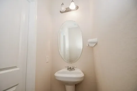 2738 Meandering Elm Trail Houston TX 77045