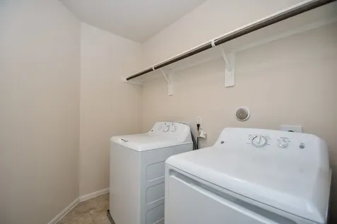 2738 Meandering Elm Trail Houston TX 77045