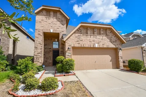 2738 Meandering Elm Trail Houston TX 77045
