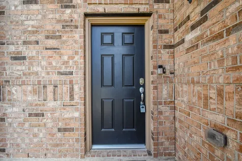 2738 Meandering Elm Trail Houston TX 77045