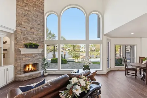 27 Pleasure Cove Drive The Woodlands TX 77381
