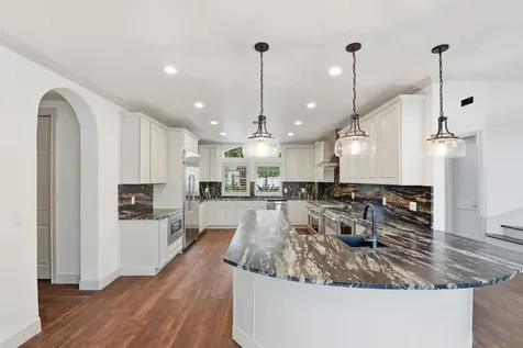 27 Pleasure Cove Drive The Woodlands TX 77381