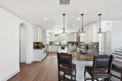27 Pleasure Cove Drive The Woodlands TX 77381