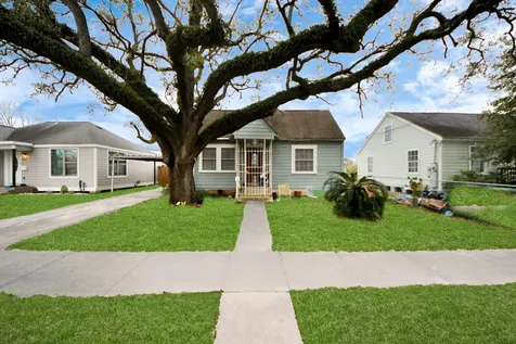 5134 Leeland Street Houston TX 77023