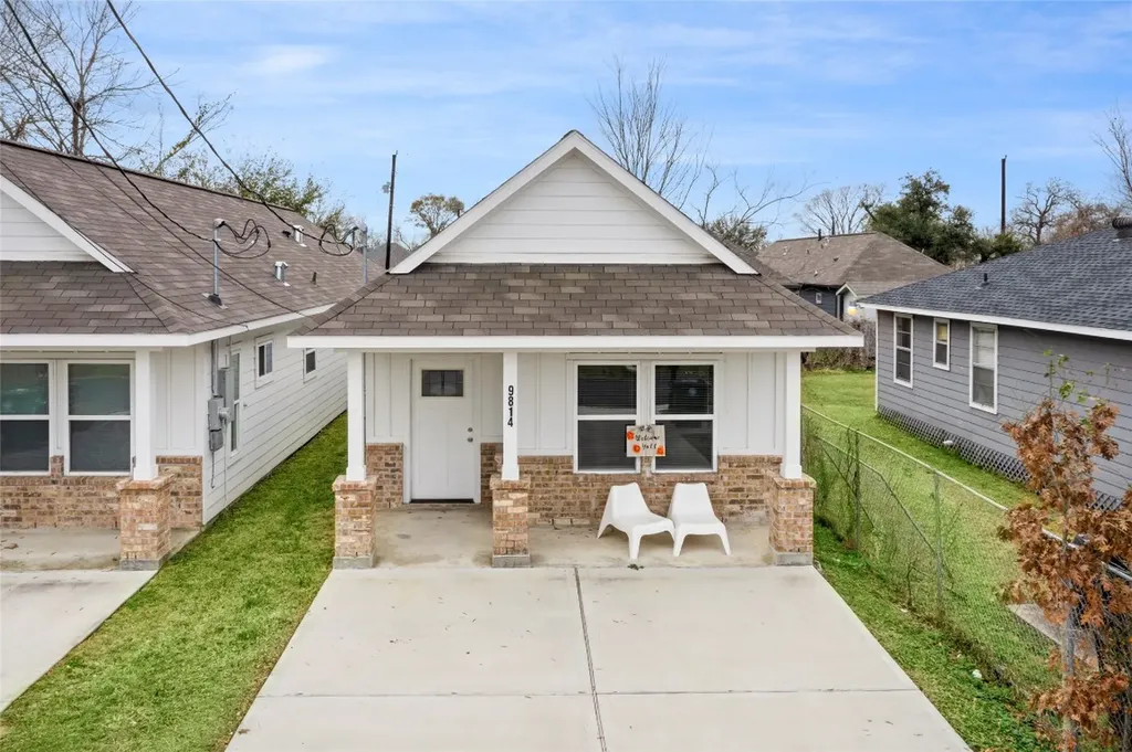 9814 Masterson Street Houston TX 77029