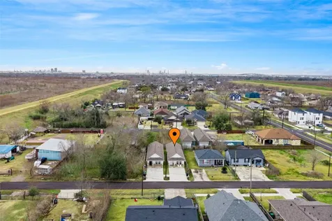 9814 Masterson Street Houston TX 77029