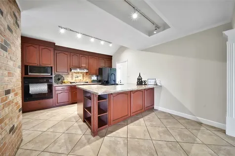 505 Seagrove Street La Porte TX 77571
