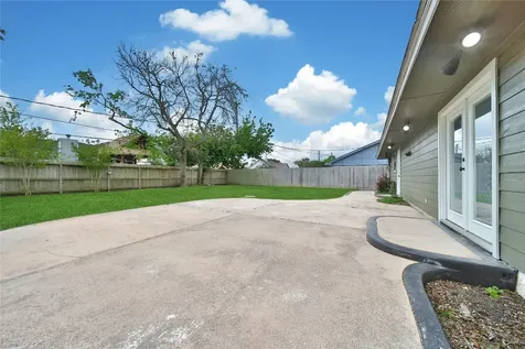 505 Seagrove Street La Porte TX 77571