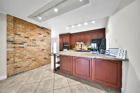 505 Seagrove Street La Porte TX 77571