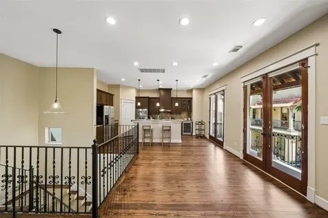 437 Jackson Hill Street Houston TX 77007