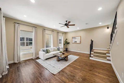 437 Jackson Hill Street Houston TX 77007
