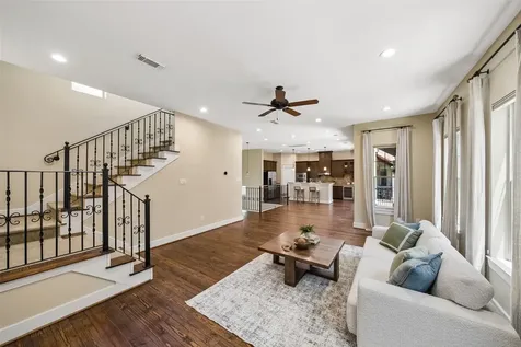 437 Jackson Hill Street Houston TX 77007